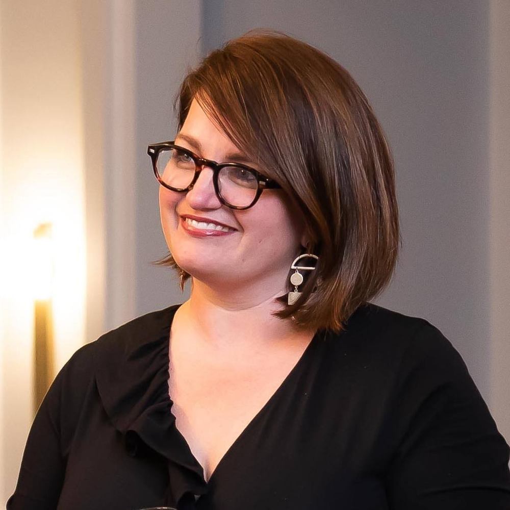 Meet your Posher, Elizabeth